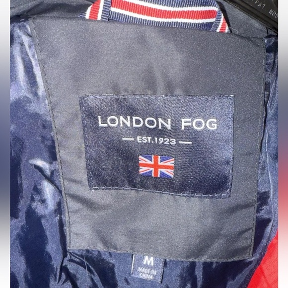 London Fog Men's Insulated Puffer Jacket Size Medium Red & Navy Blue EUC - Picture 4 of 13